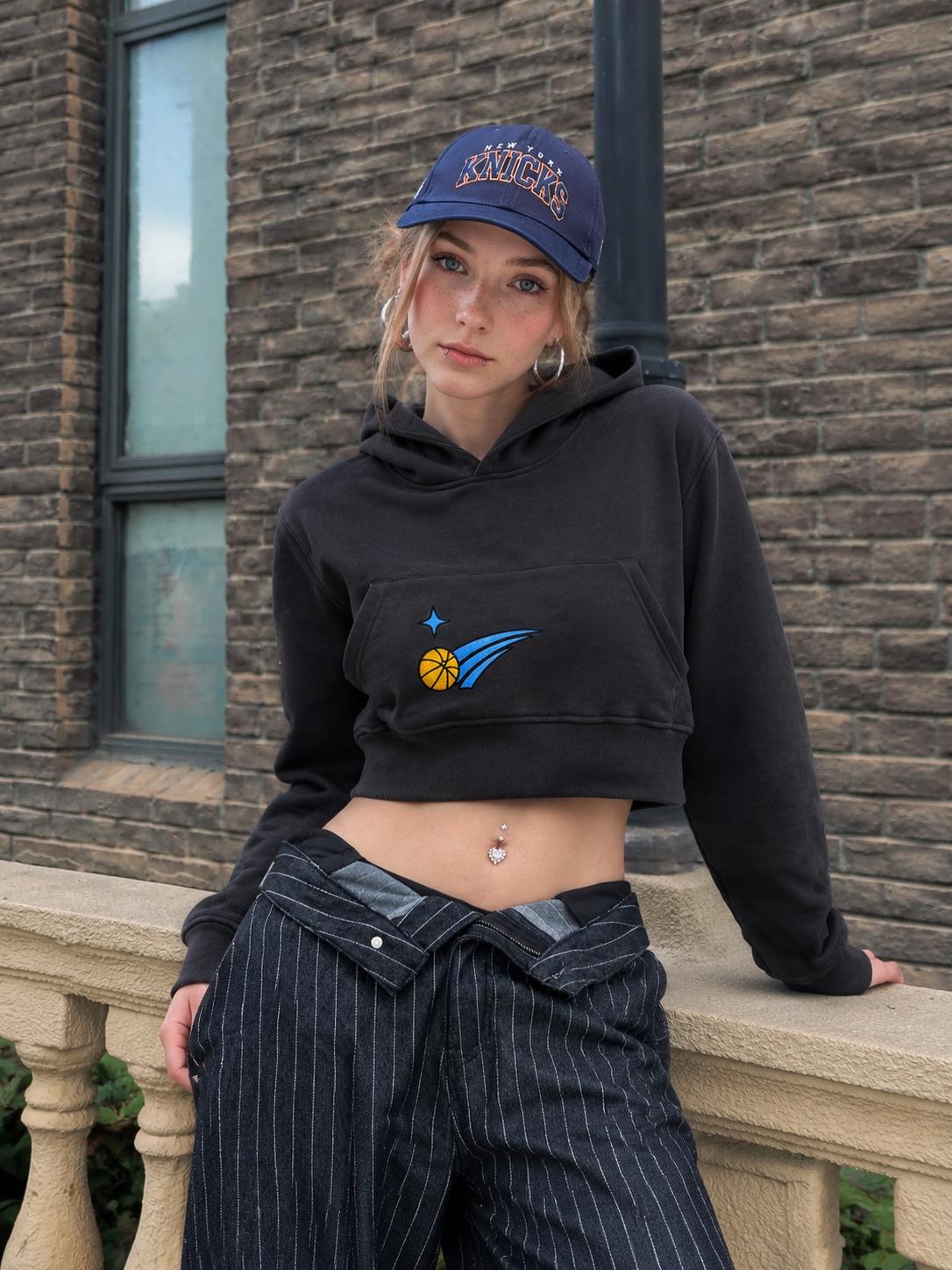Women Basketball 27 Graphic Cropped Pullover Hoodie