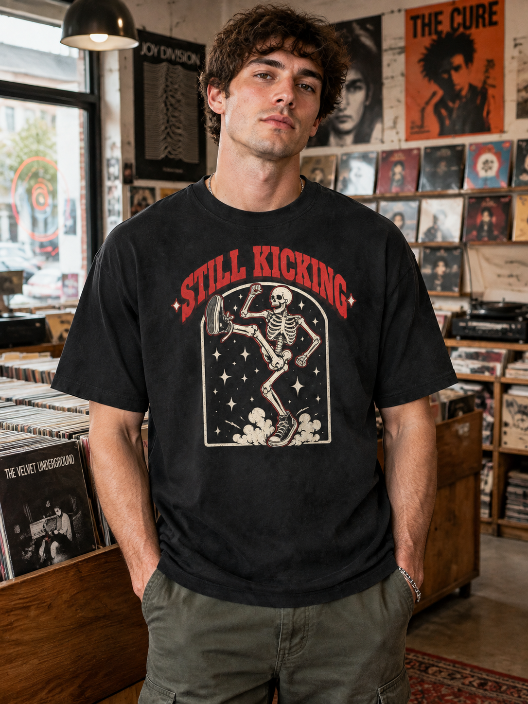 Staying Alive "Still Kicking"-Shirt